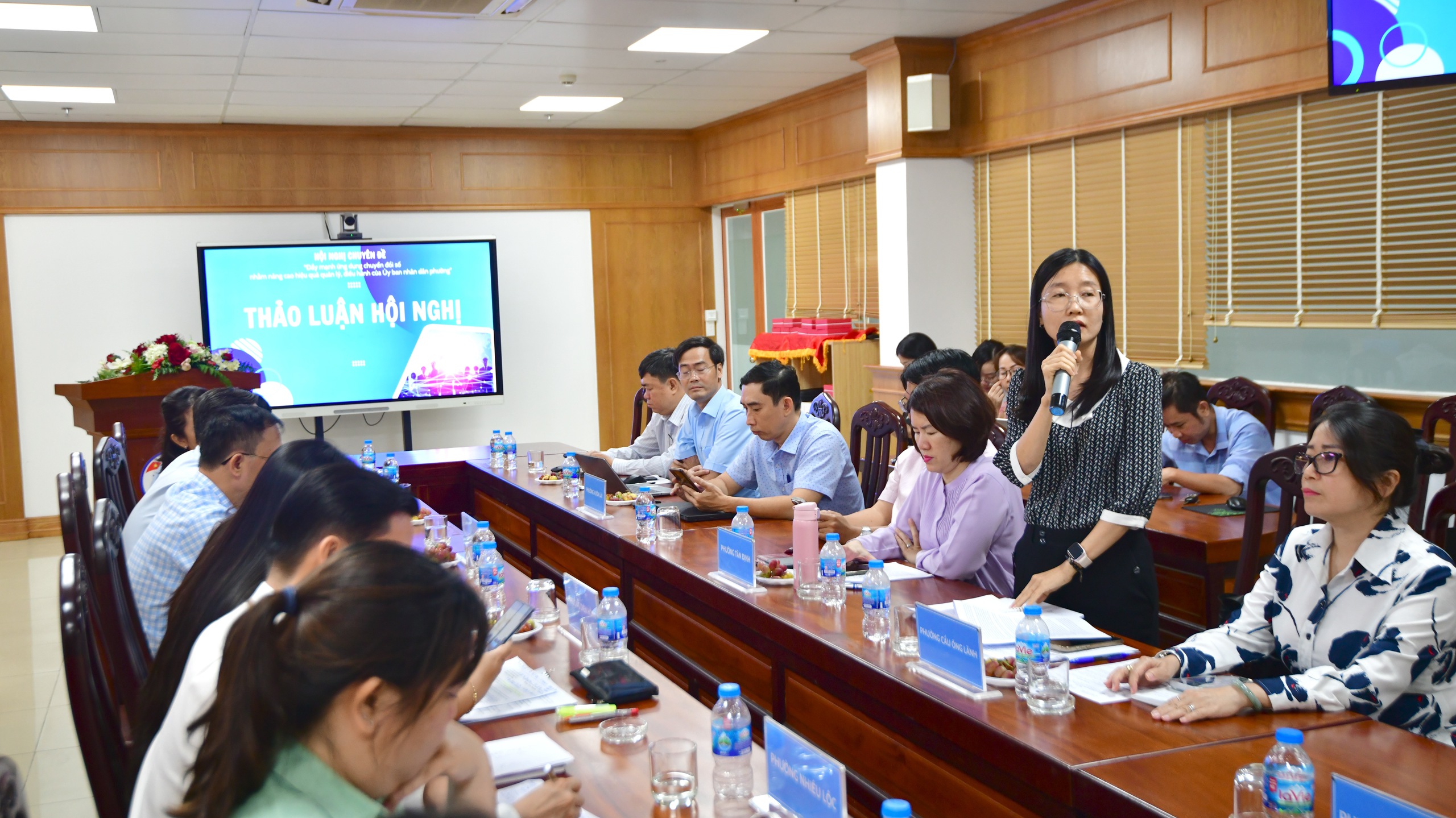 10 phường trung tâm TP.HCM chia sẻ cách chuyển đổi số để gần dân hơn 1 10 phường trung tâm TP.HCM chia sẻ cách chuyển đổi số để gần dân hơn - Ảnh 1.