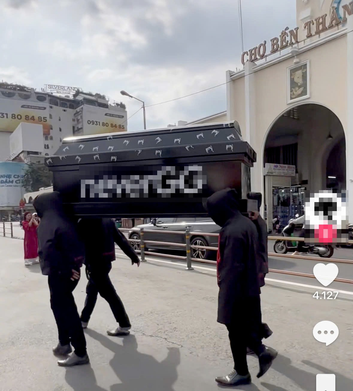 11 người bị truy tố trong vụ khiêng quan tài diễu phố để quay TikTok- Ảnh 1.