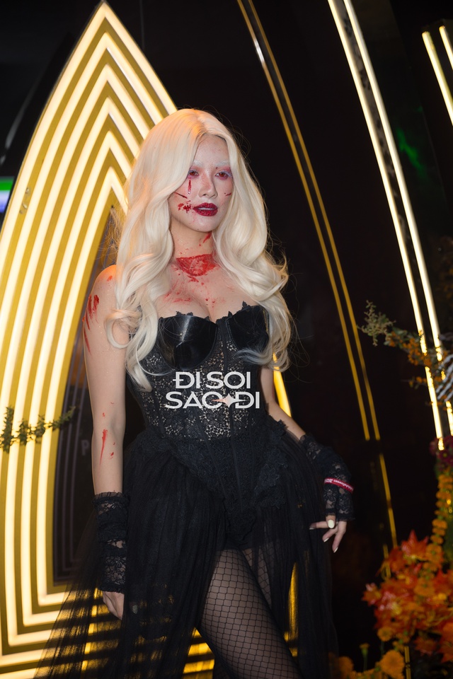 Đại tiệc Halloween đỉnh nhất showbiz Việt: Quỳnh Anh Shyn lộ diện giữa ồn ào, dàn sao hot hoá trang nhận không ra!- Ảnh 13.