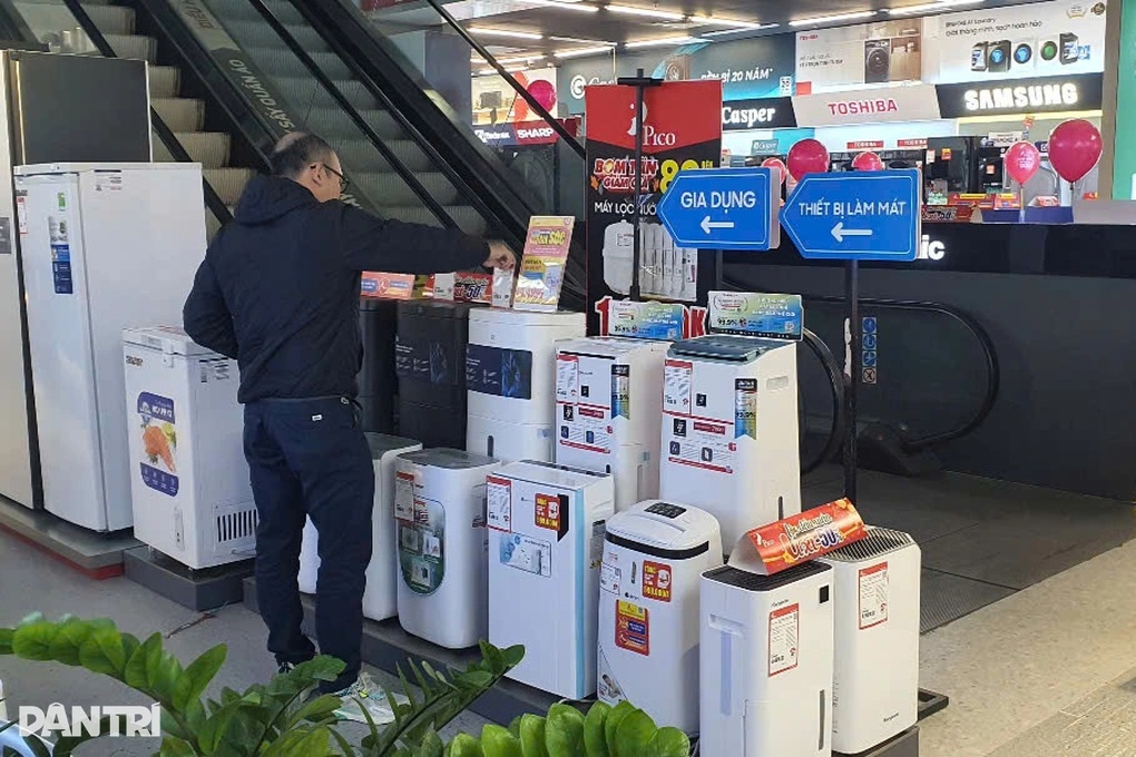 Miền Bắc chuyển nồm, thị trường máy hút ẩm sôi động - 4
