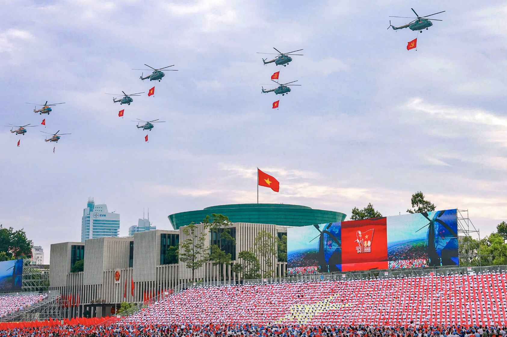 Sắp xếp giang sơn kiến tạo kỷ nguyên mới - Ảnh 3. Sắp xếp giang sơn kiến tạo kỷ nguyên mới - Ảnh 3.