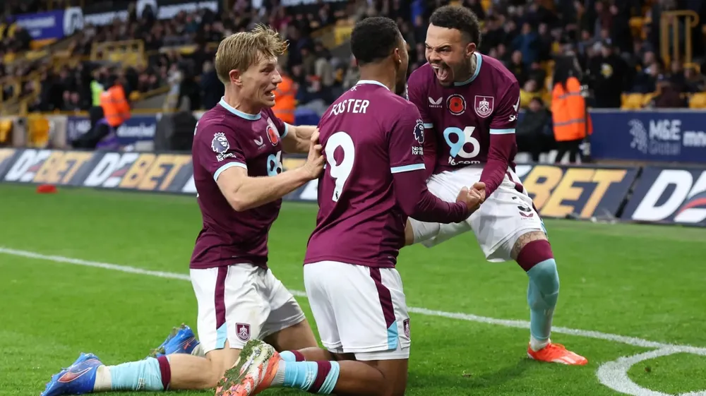 Burnley đang có 2 chiến thắng liên tiếp và dần thoát ra khỏi nhóm trụ hạng. Ảnh: EPL premier-league-burnley.jpg