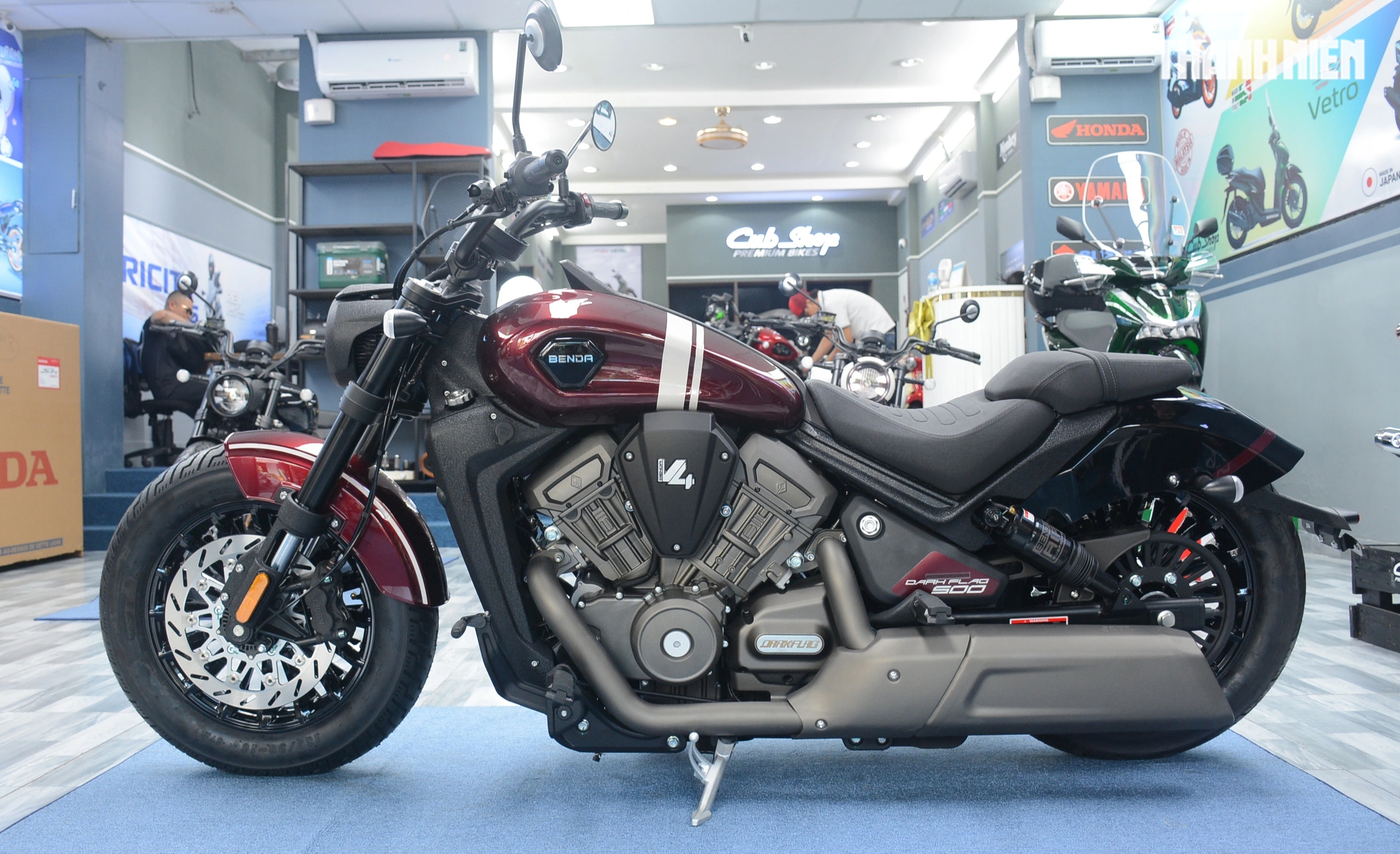 Mô tô đậm chất chơi Benda Dark Flag 500 Commander về Việt Nam, trang bị phuộc hơi - Ảnh 3.