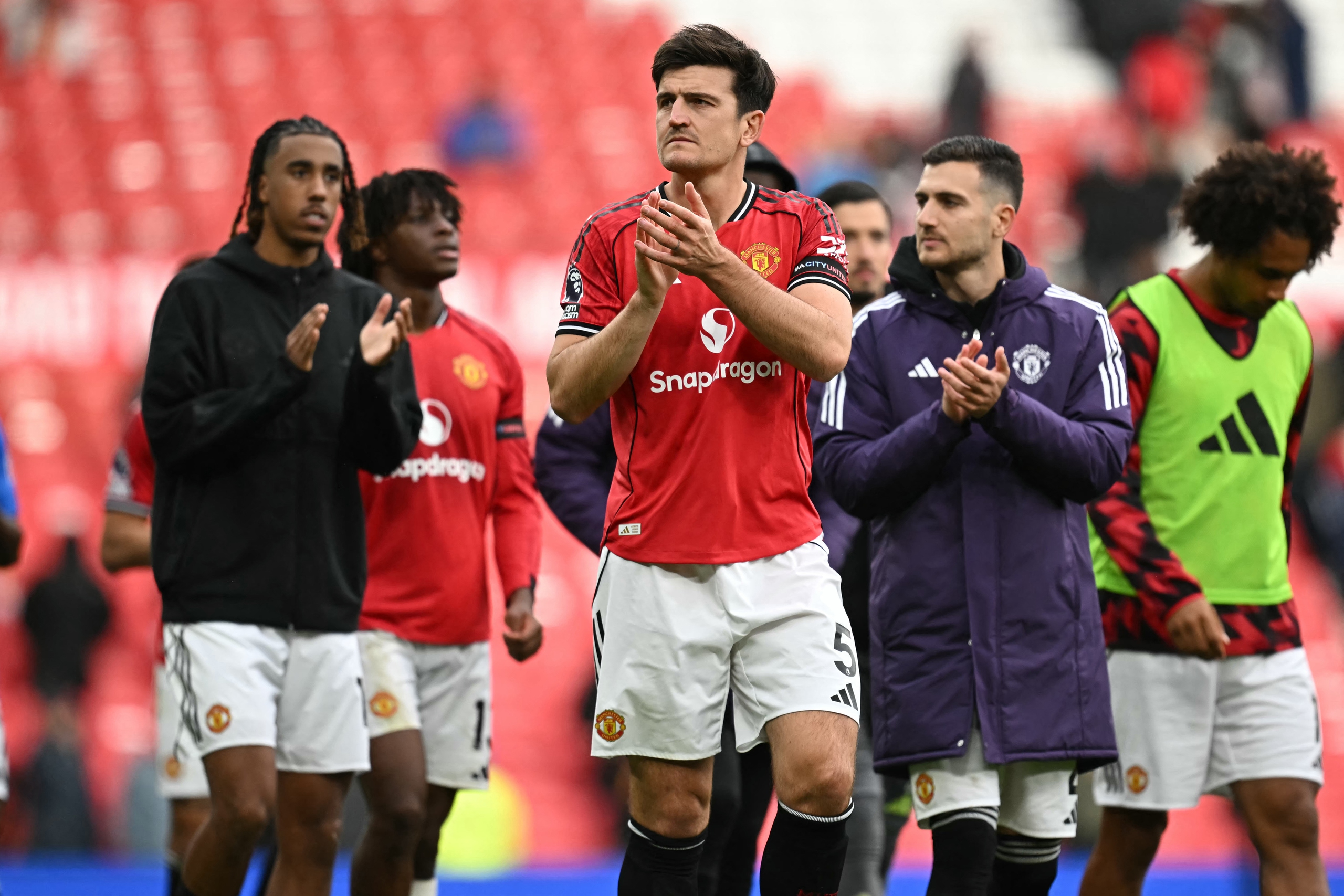 Nhận định Liverpool vs Man Utd: Đại chiến của hai gã khổng lồ đang khủng hoảng - Ảnh 2.