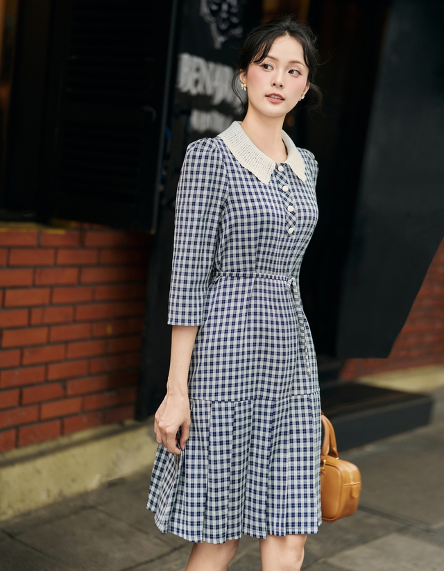 Khai mở nét thanh lịch, quyến rũ đầy ấn tượng cùng váy midi trong tiết thu 2 Khai mở nét thanh lịch, quyến rũ đầy ấn tượng cùng váy midi mùa thu(.) - Ảnh 2.