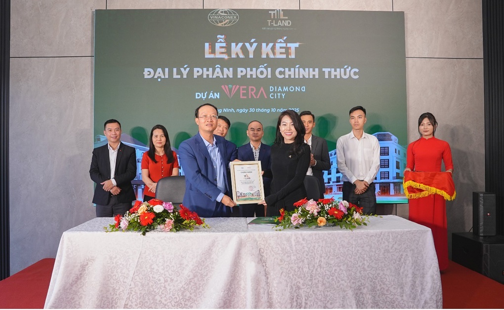 Lễ ký kết với các đại lý phân phối dự án Vera Diamond City Quảng Ninh - 2