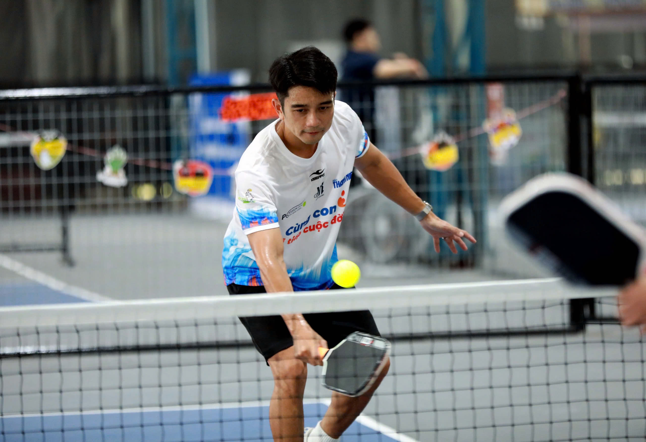 Xúc động khi 400 triệu đồng được trao tận tay các em nhỏ mồ côi- Ảnh 20.