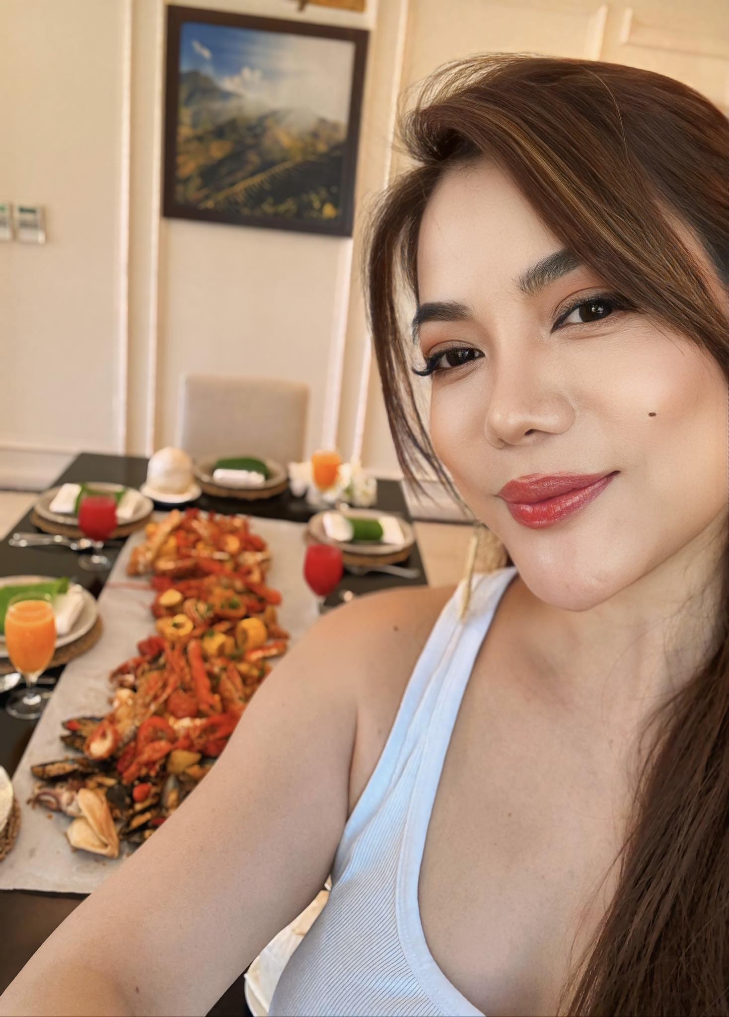 Bữa ăn giàu sang của Trương Ngọc Ánh- Ảnh 7.