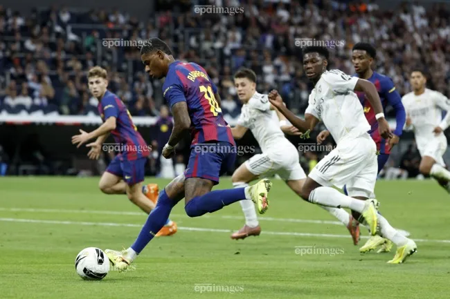 rashford-tro-lai-manchester (2).jpg