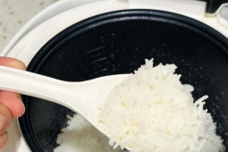 Người Nhật hay ăn cơm trắng mà ít mắc bệnh tiểu đường, bác sĩ tiết lộ 2 lý do