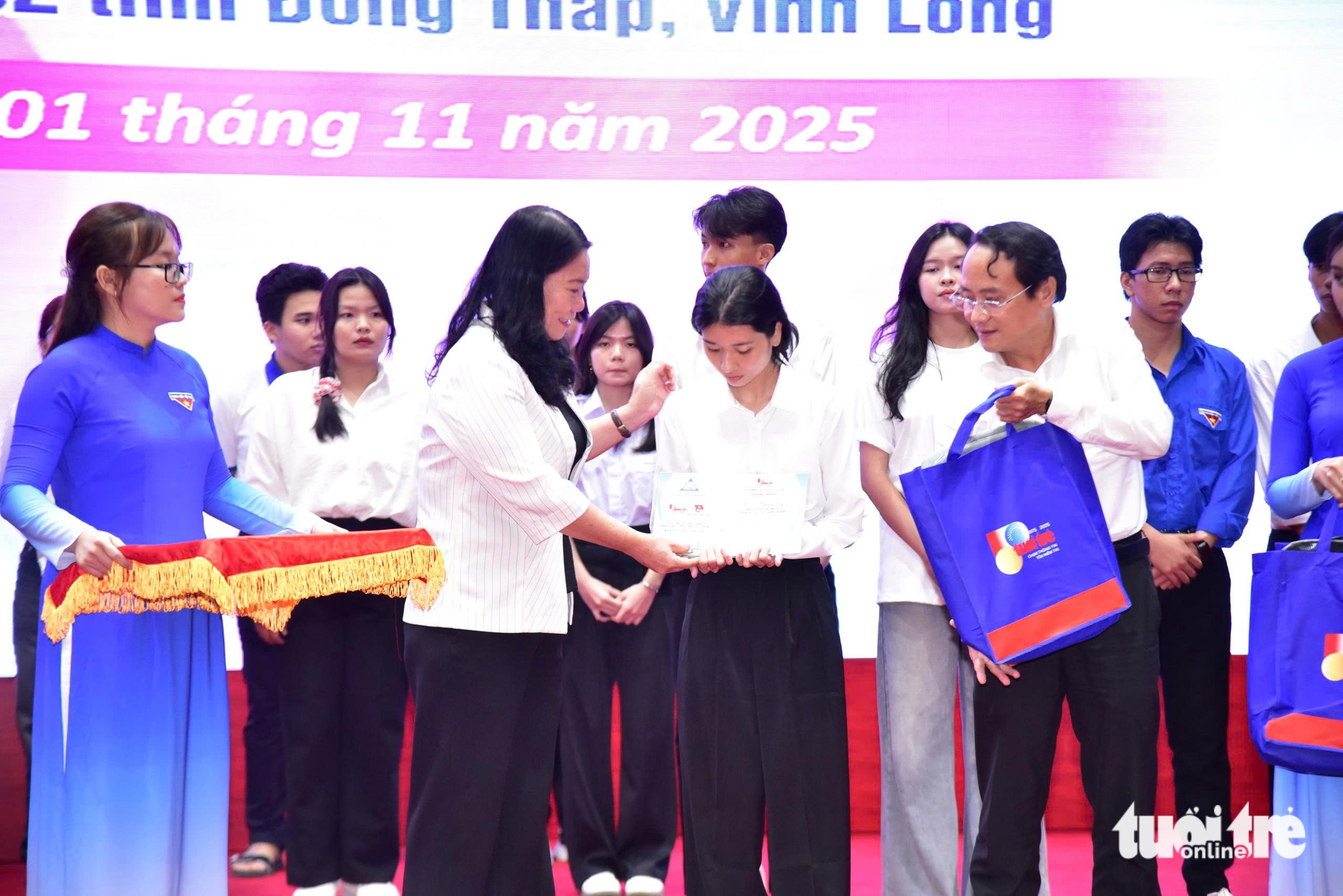 tiếp sức đến trường - Ảnh 23.