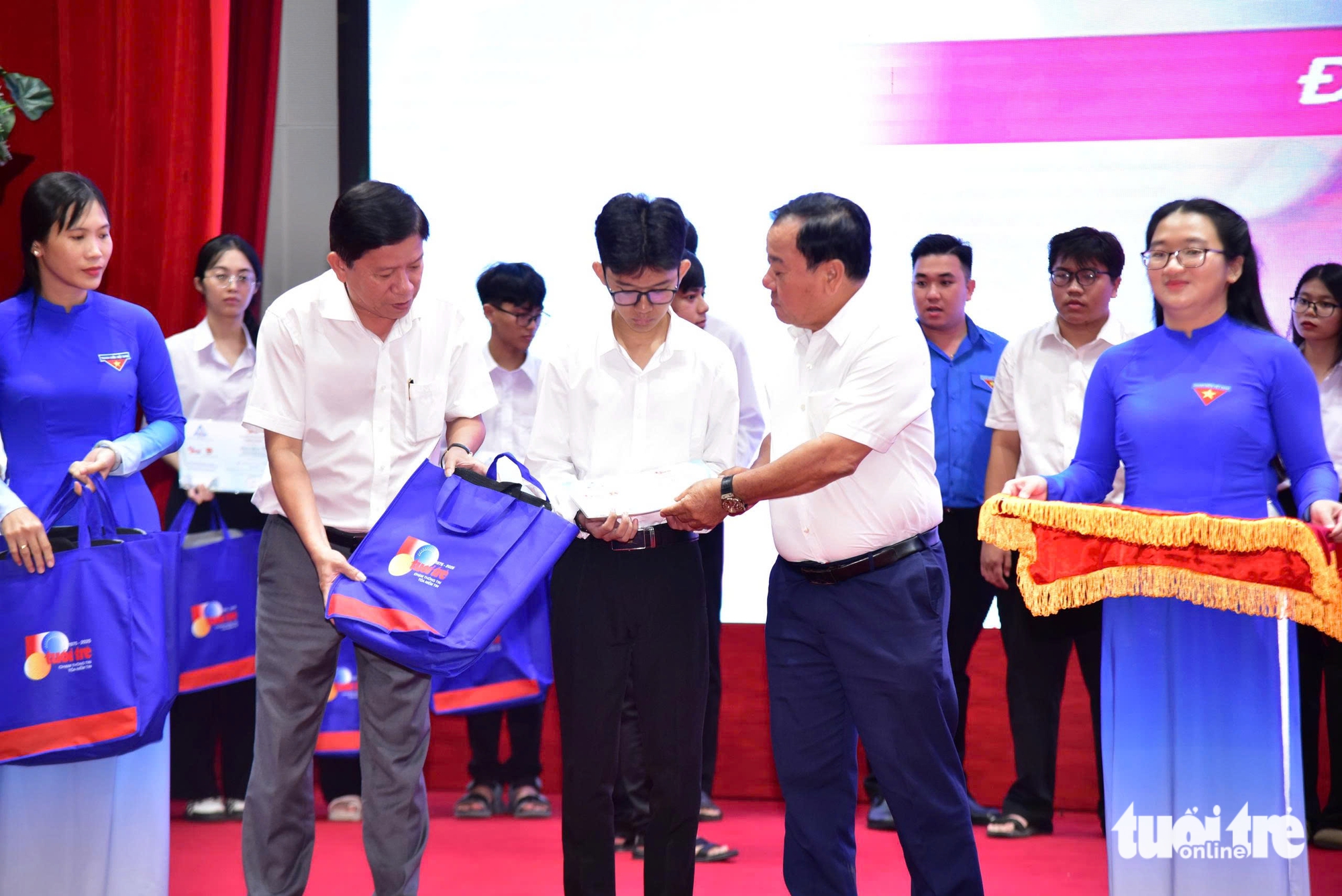 tiếp sức đến trường - Ảnh 26.