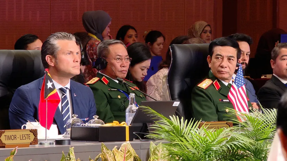 Theo Đại tướng Phan Văn Giang, thế giới đang trong thời kỳ thay đổi mang tính thời đại. dai-tuong-phan-van-giang-neu-van-de-bien-dong-tai-admm-1.jpg