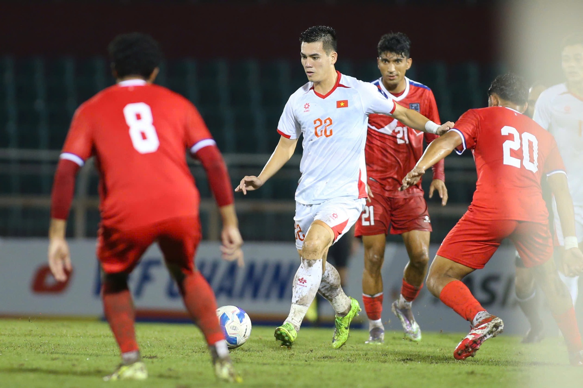 Đội tuyển Việt Nam thắng vẫn chưa sướng- Ảnh 3.