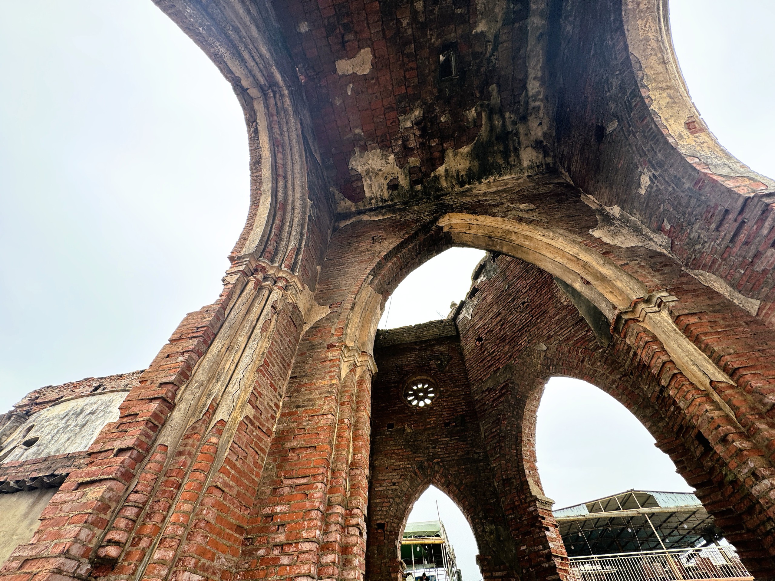 Nhà thờ đổ Hải Lý độc nhất vô nhị ở Việt Nam- Ảnh 9.