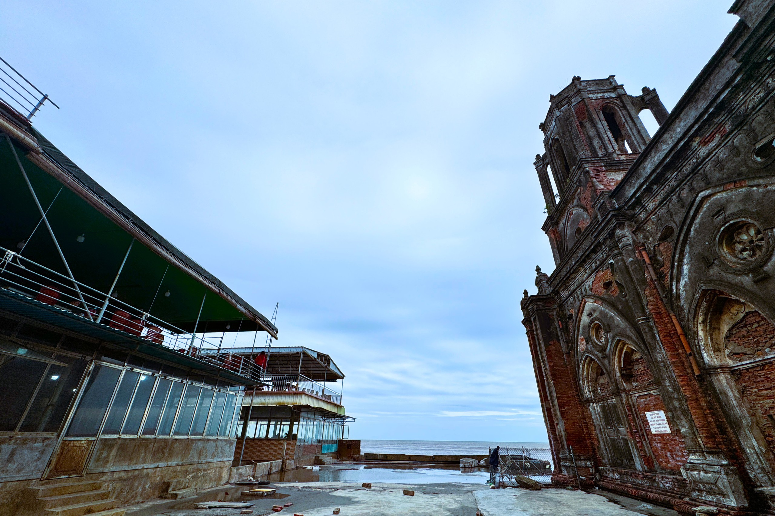 Nhà thờ đổ Hải Lý độc nhất vô nhị ở Việt Nam- Ảnh 15.