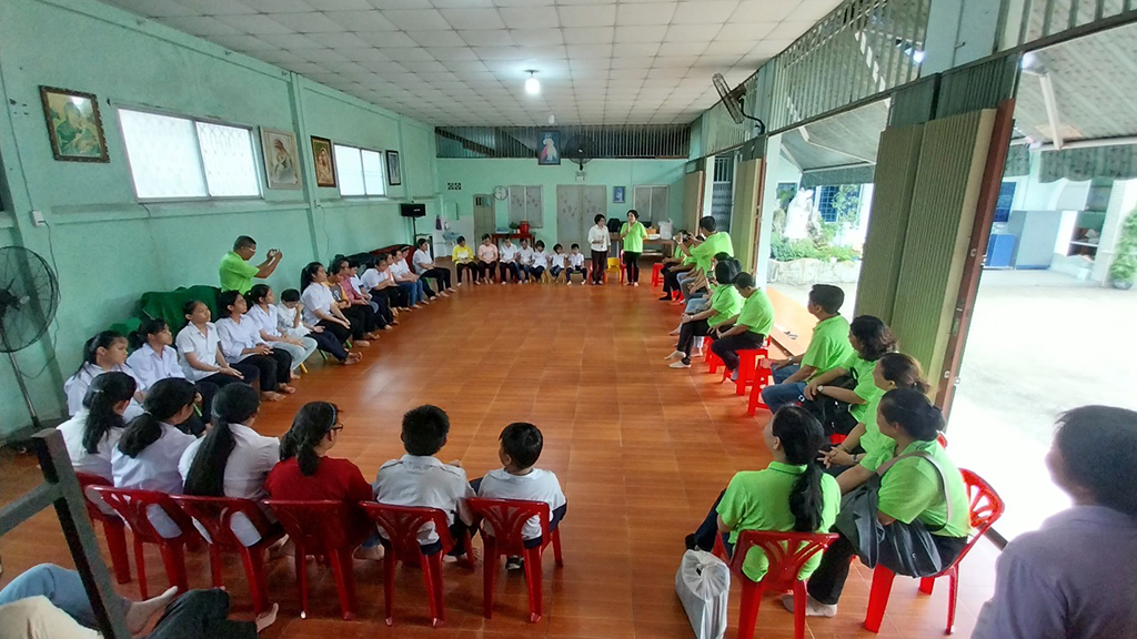 Thêm hành lang pháp lý bảo vệ người yếu thế tại TP . HCM - Ảnh 2. Thêm hành lang pháp lý bảo vệ người yếu thế tại TP . HCM - Ảnh 2.