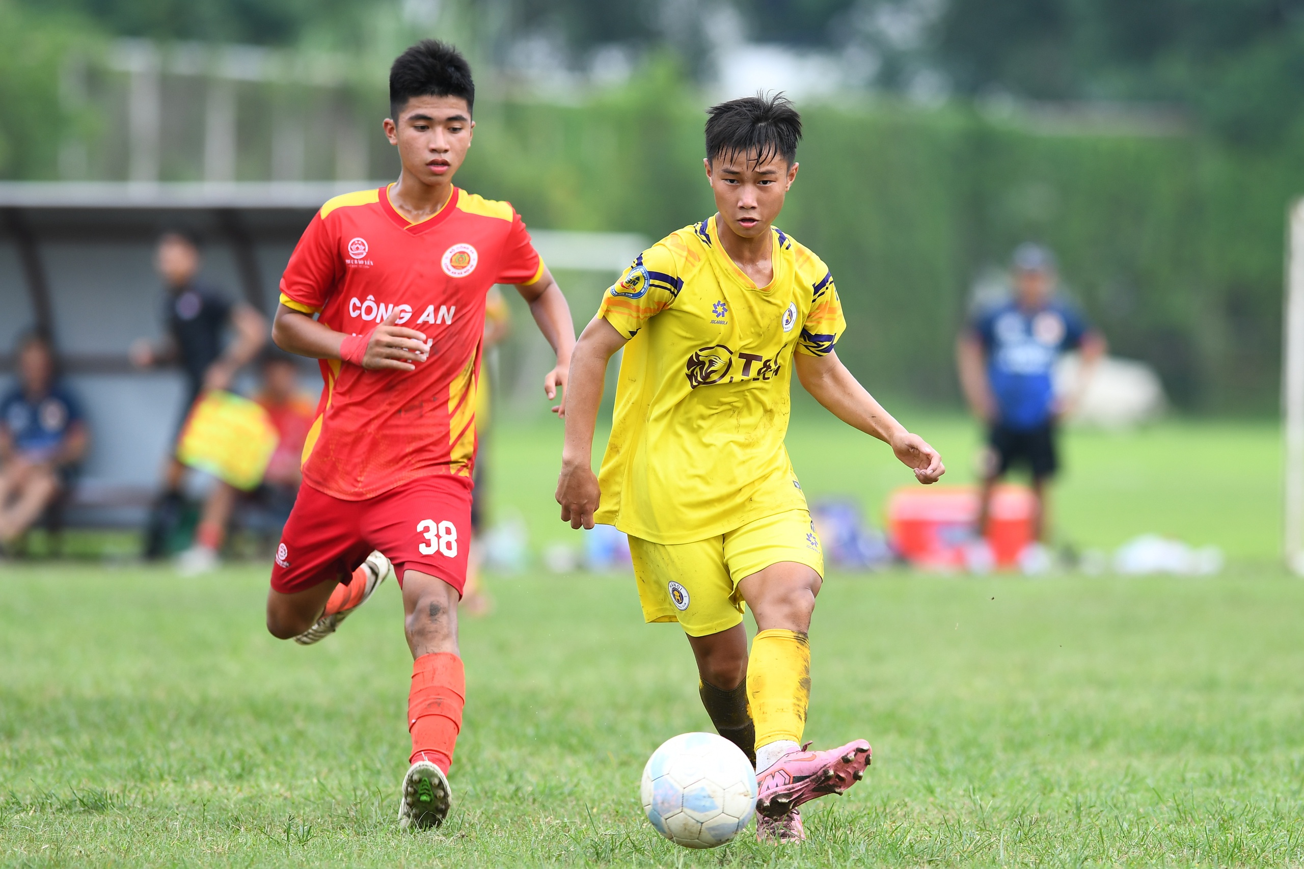 Lần đầu tiên bóng đá trẻ Việt Nam có giải 'mini V-League'- Ảnh 4.