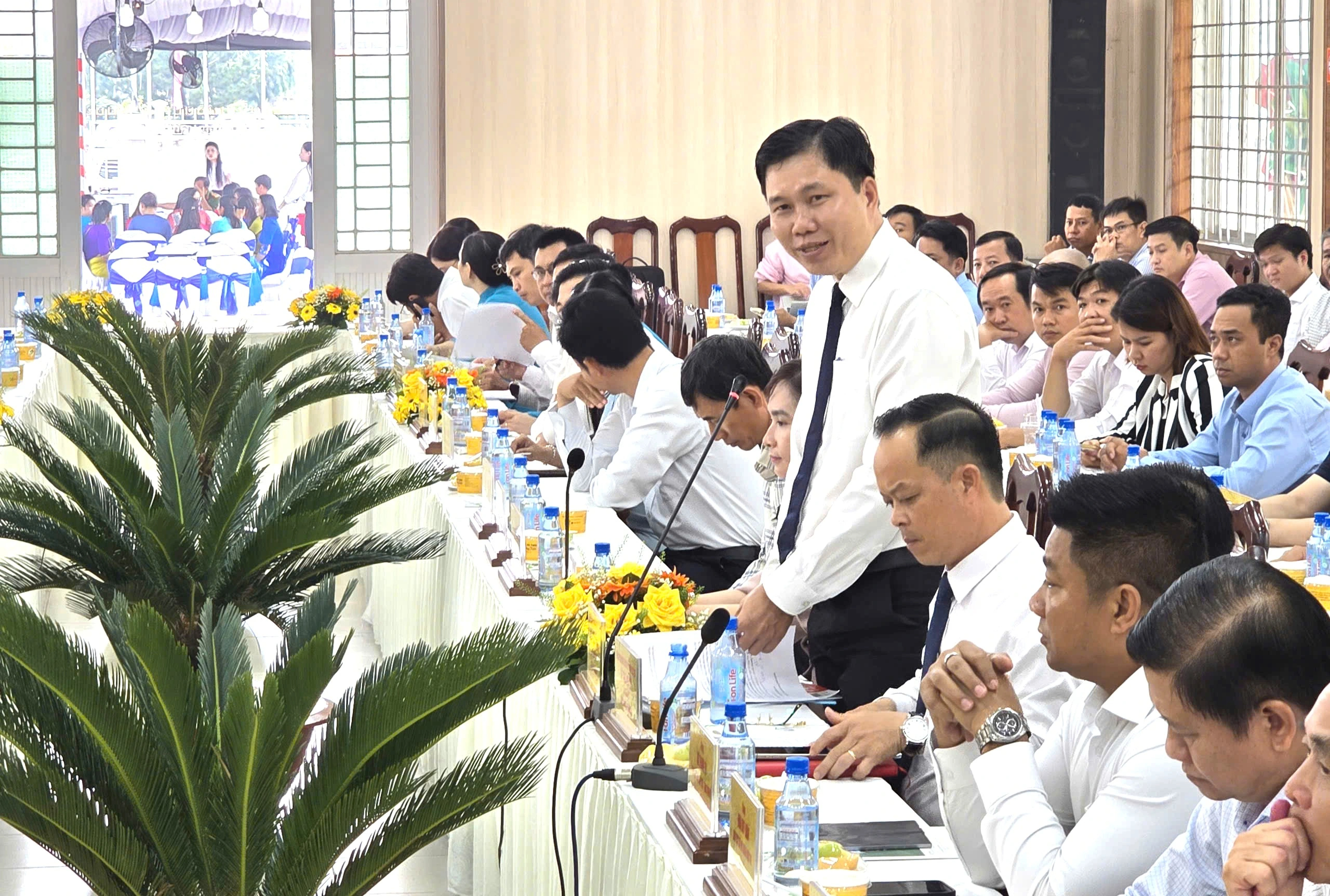 'Khát' lao động tại Mỹ Yên, xã 'cửa ngõ trọng điểm' của miền Tây - Ảnh 2.