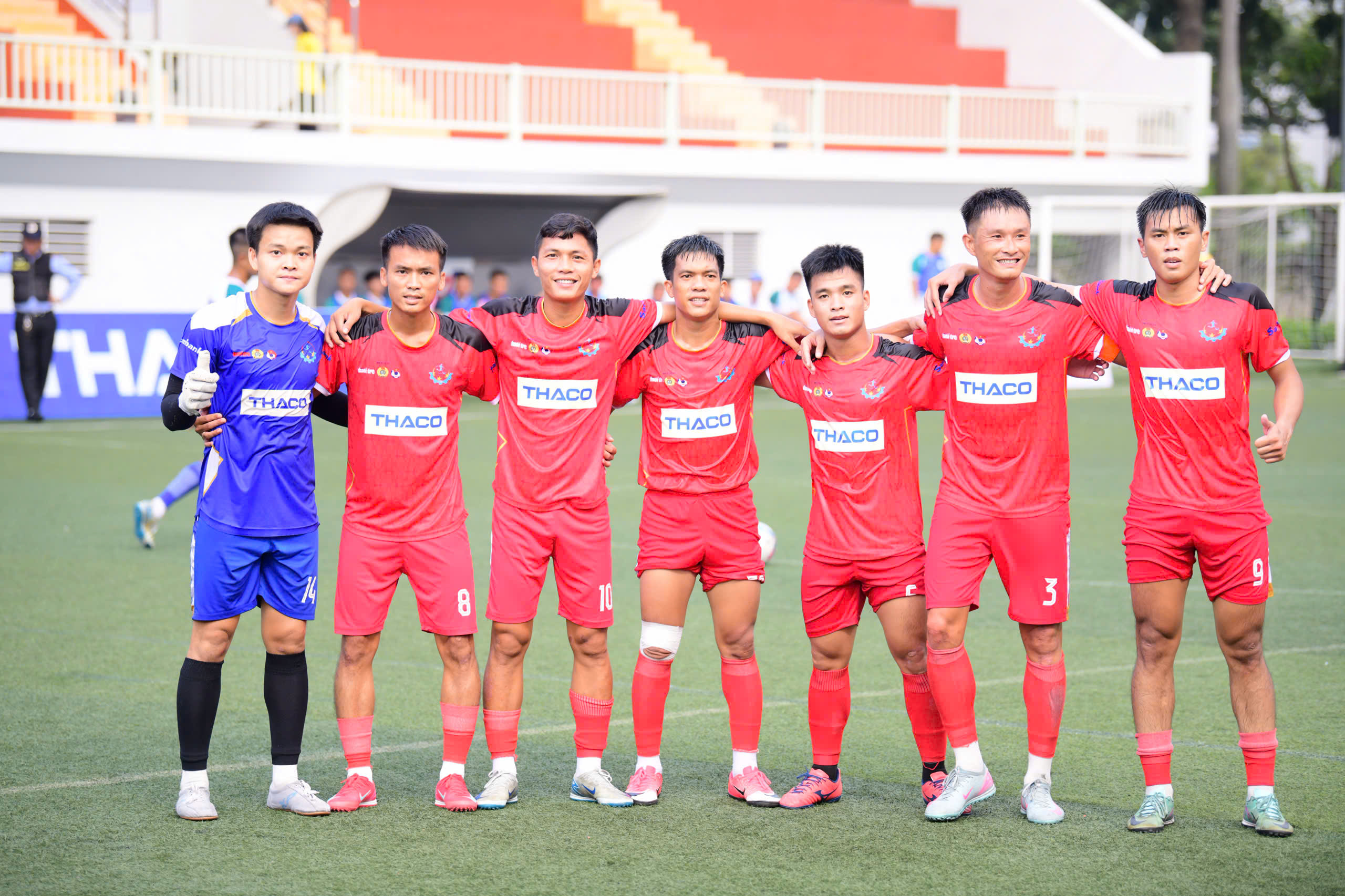 Sacombank chạm trán Công đoàn Ngân hàng Việt Nam ở chung kết 3 công nhân - Ảnh 4.