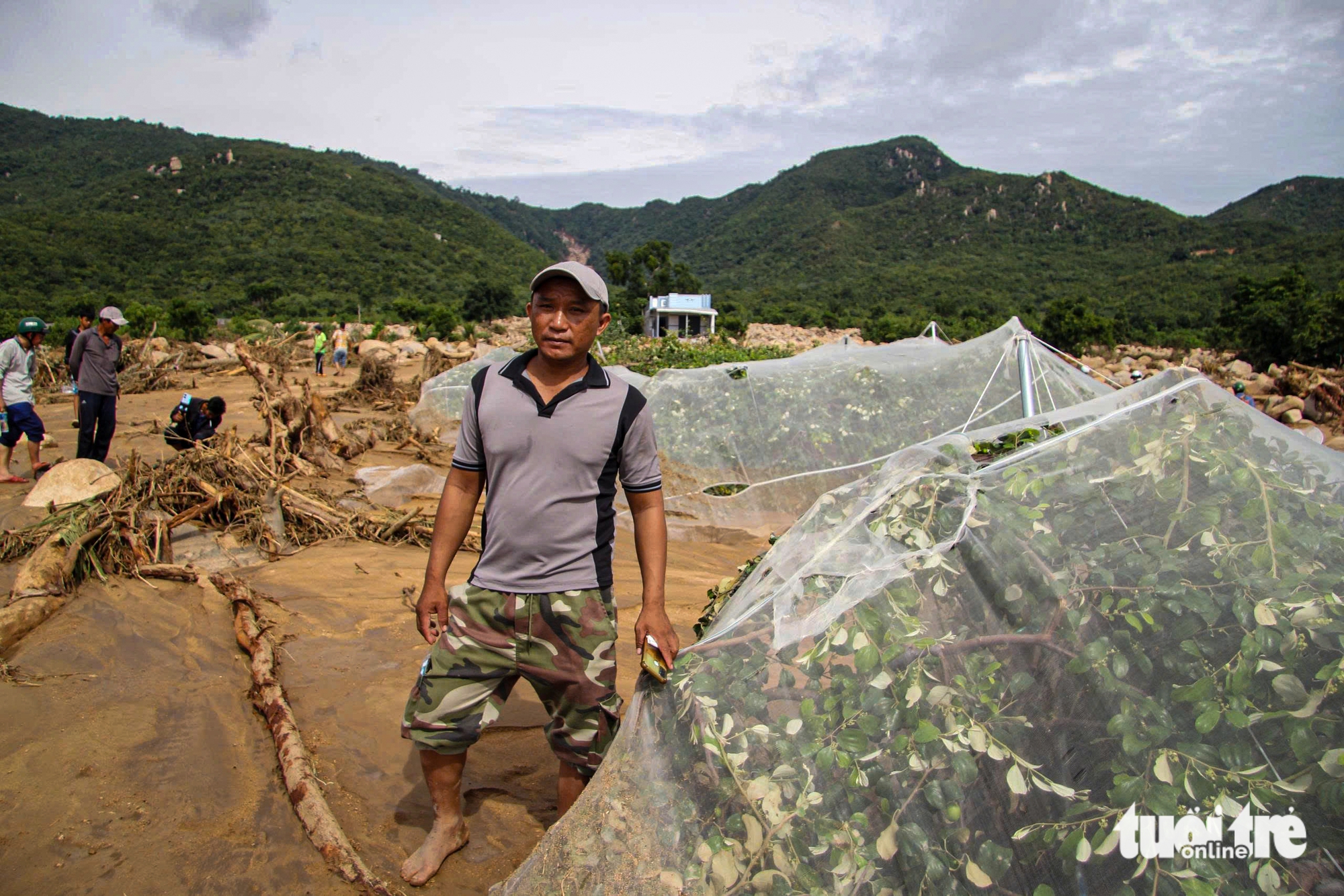Vỡ hồ chứa tự đắp ở Tuy Phong: Người dân bức xúc, yêu cầu xử lý trách nhiệm - Ảnh 4.