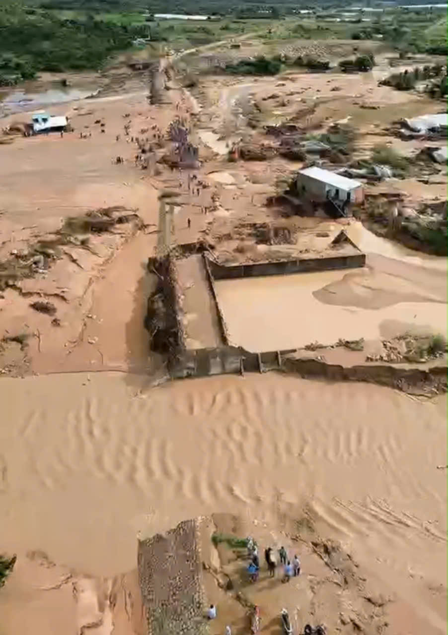 - Ảnh 2. - Ảnh 2.