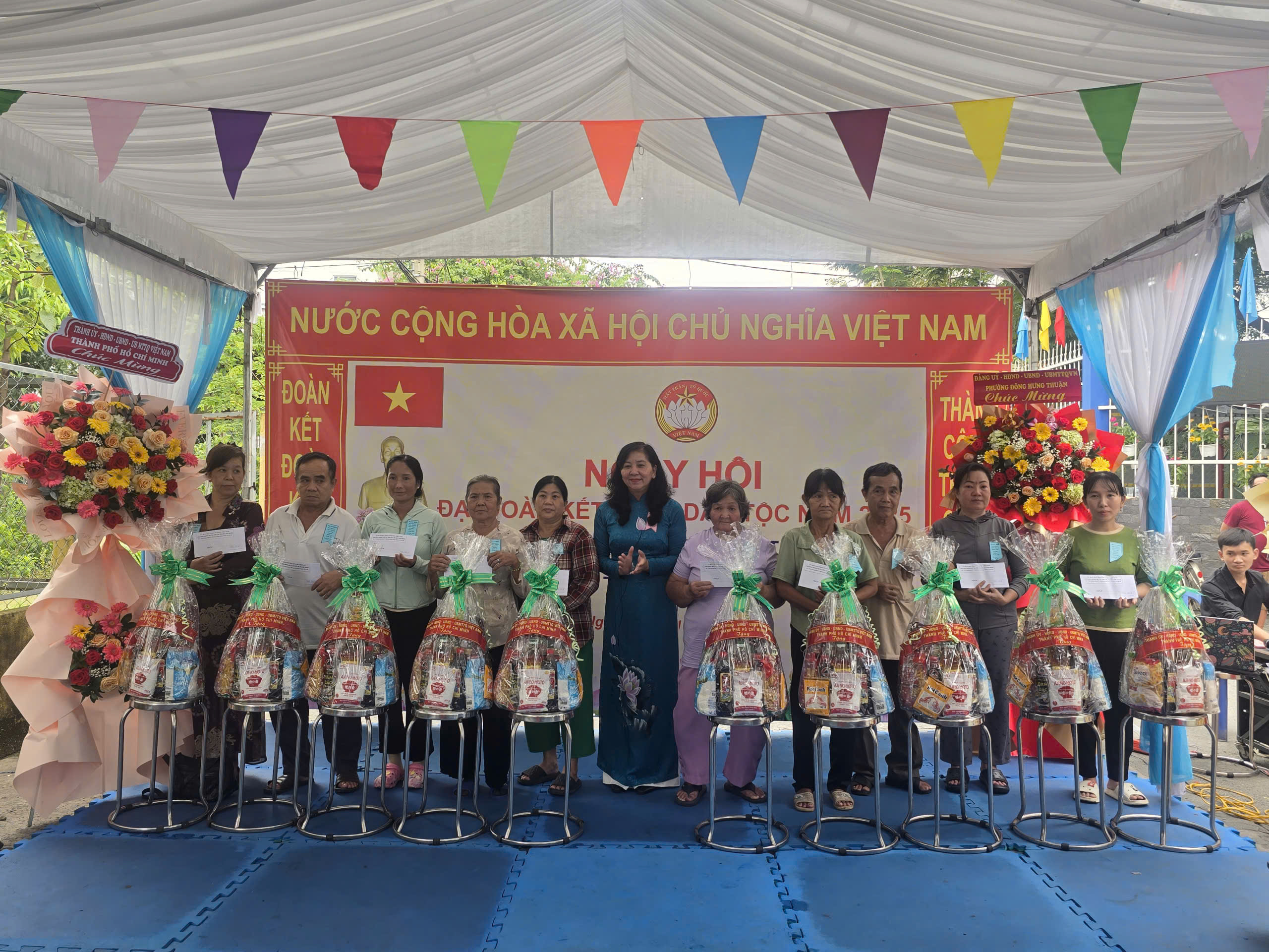 TP HCM tổ chức Ngày hội non sông với nhiều hoạt động ý nghĩa cho cộng đồng - Ảnh 18. TP HCM tổ chức Ngày hội non sông với nhiều hoạt động ý nghĩa cho cộng đồng - Ảnh 18.