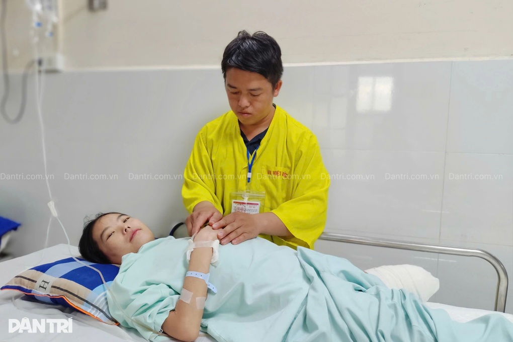 Bác sĩ kêu gọi giúp đỡ người mẹ dân tộc Mông phải cắt chân để giữ mạng sống - 5