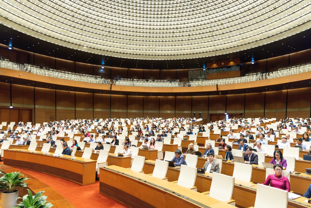 Quốc hội bàn nâng mức giảm trừ, đánh thuế thu nhập từ giao dịch vàng miếng - 2