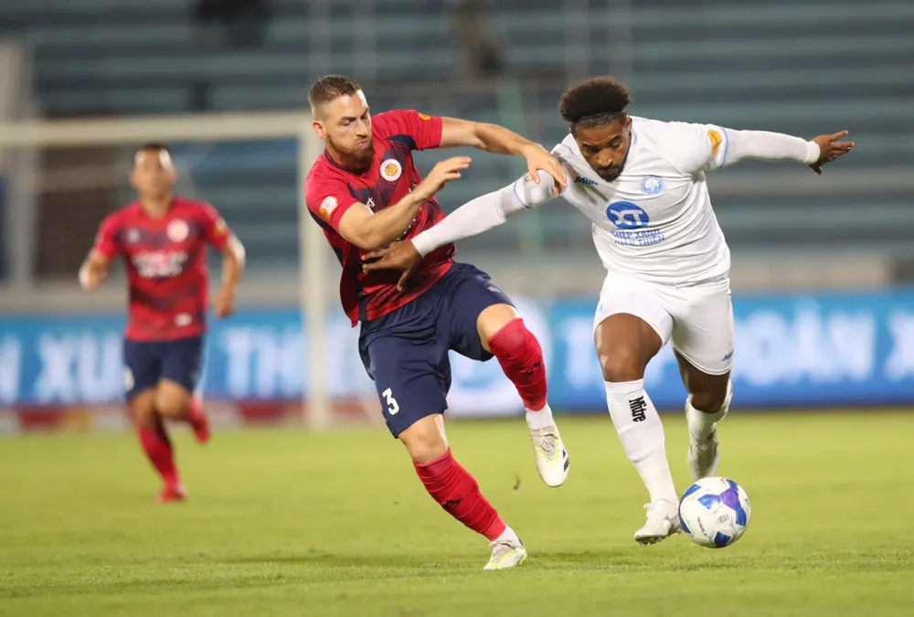 Chân sút của Nam Định rất khao khát trở lại tuyển quốc gia. Ảnh: CCT. nguyen-xuan-son-mang-tin-vui-cho-hlv-kim-sang-sik (2).jpg