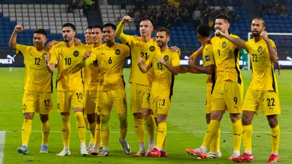 afc-chinh-thuc-len-tieng-ve-lenh-trung-phat-cua-fifa-voi-bong-da-malaysia (4).jpg