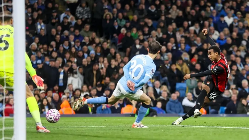 Bournemouth tiếp tục có trận đấu hay dù phải nhận thất bại. Ảnh: EPL premier-league.jpg