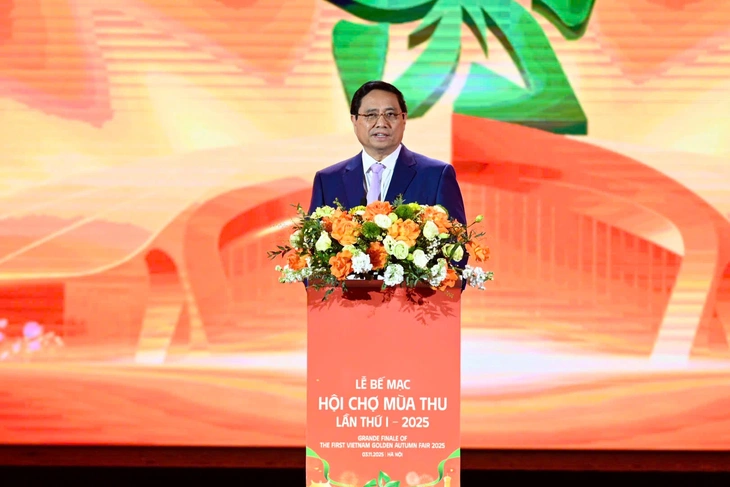 Doanh thu 1.000 tỉ, ký hợp đồng 5.000 tỉ đồng tại Hội chợ Mùa thu, tổ chức tiếp Hội chợ Mùa xuân - Ảnh 3.