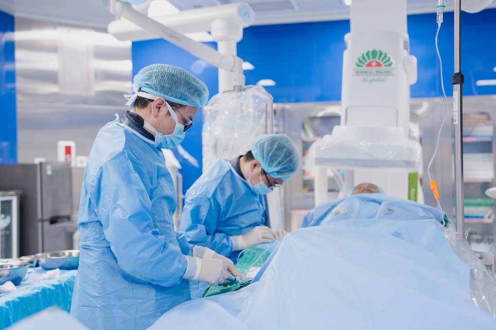 Bác sĩ Việt trình bày ca can thiệp tim mạch phức tạp tại hội nghị hàng đầu thế giới - 3