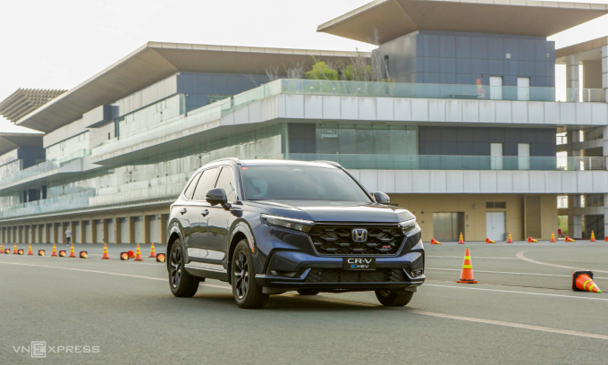 Chiếc CR-V trong một sự kiện lái thử tại đường đua F1, Mỹ Đình, năm 2025. Ảnh: Lương Dũng