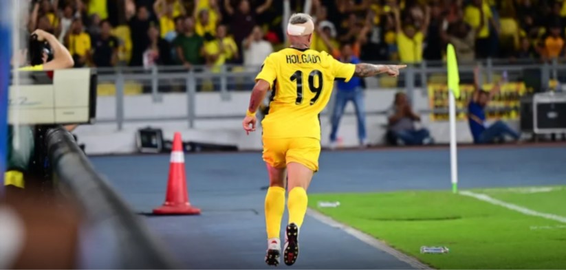 Cầu thủ nhập tịch lậu lộ trạng thái ‘bí ẩn’ sau khi FIFA chốt phán quyết: Sự nghiệp chấm dứt?- Ảnh 2. Cầu thủ nhập tịch lậu lộ trạng thái ‘bí ẩn’ sau khi FIFA chốt phán quyết: Sự nghiệp chấm dứt?- Ảnh 2.