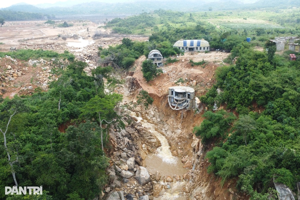 Chủ đầu tư hồ chứa bị vỡ ở Lâm Đồng lên tiếng nhận trách nhiệm - 2