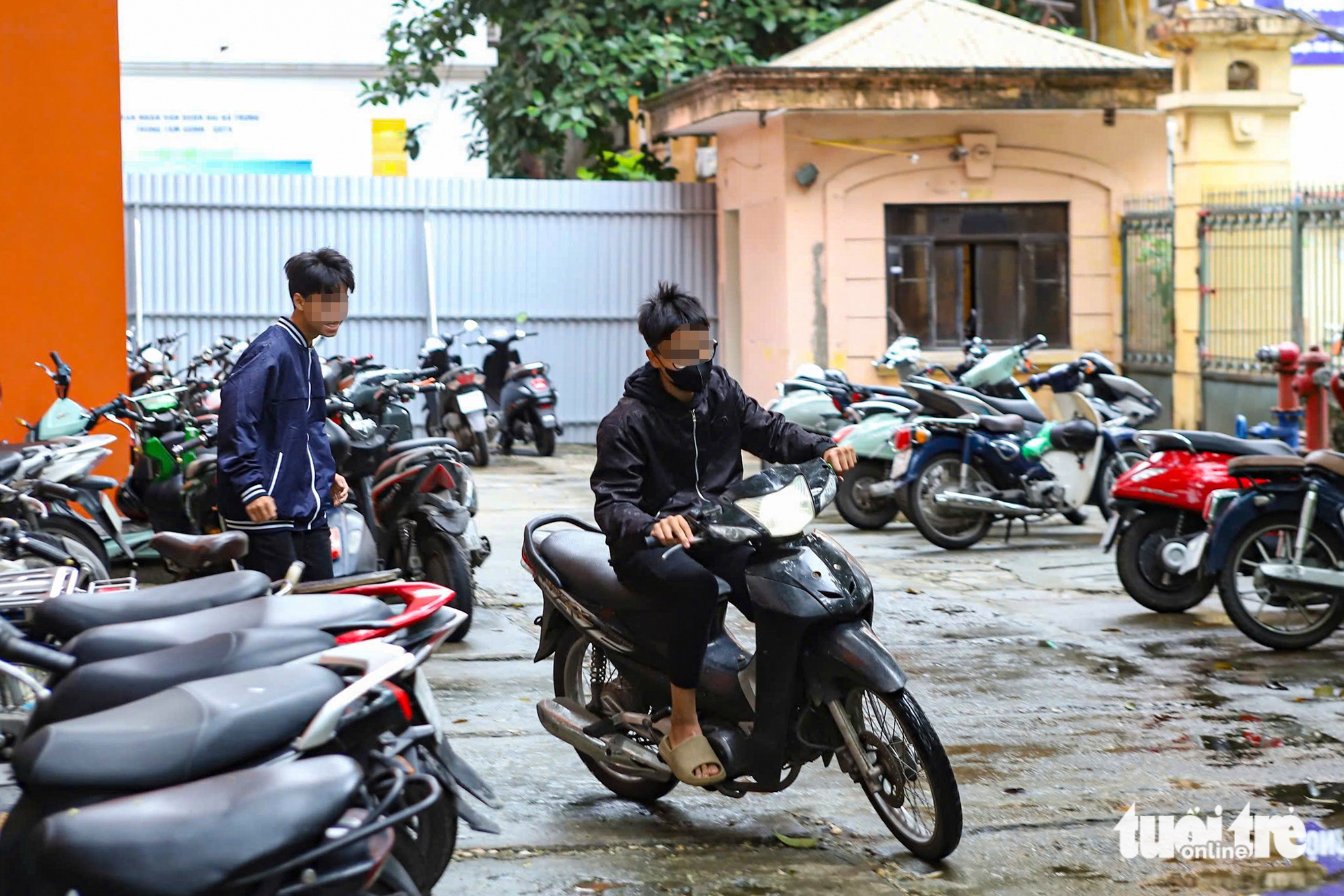 Sáng 4-11, hơn 24.000 phụ huynh bị mời làm việc vì giao xe cho con chưa đủ tuổi 4 giao xe cho con - Ảnh 4.