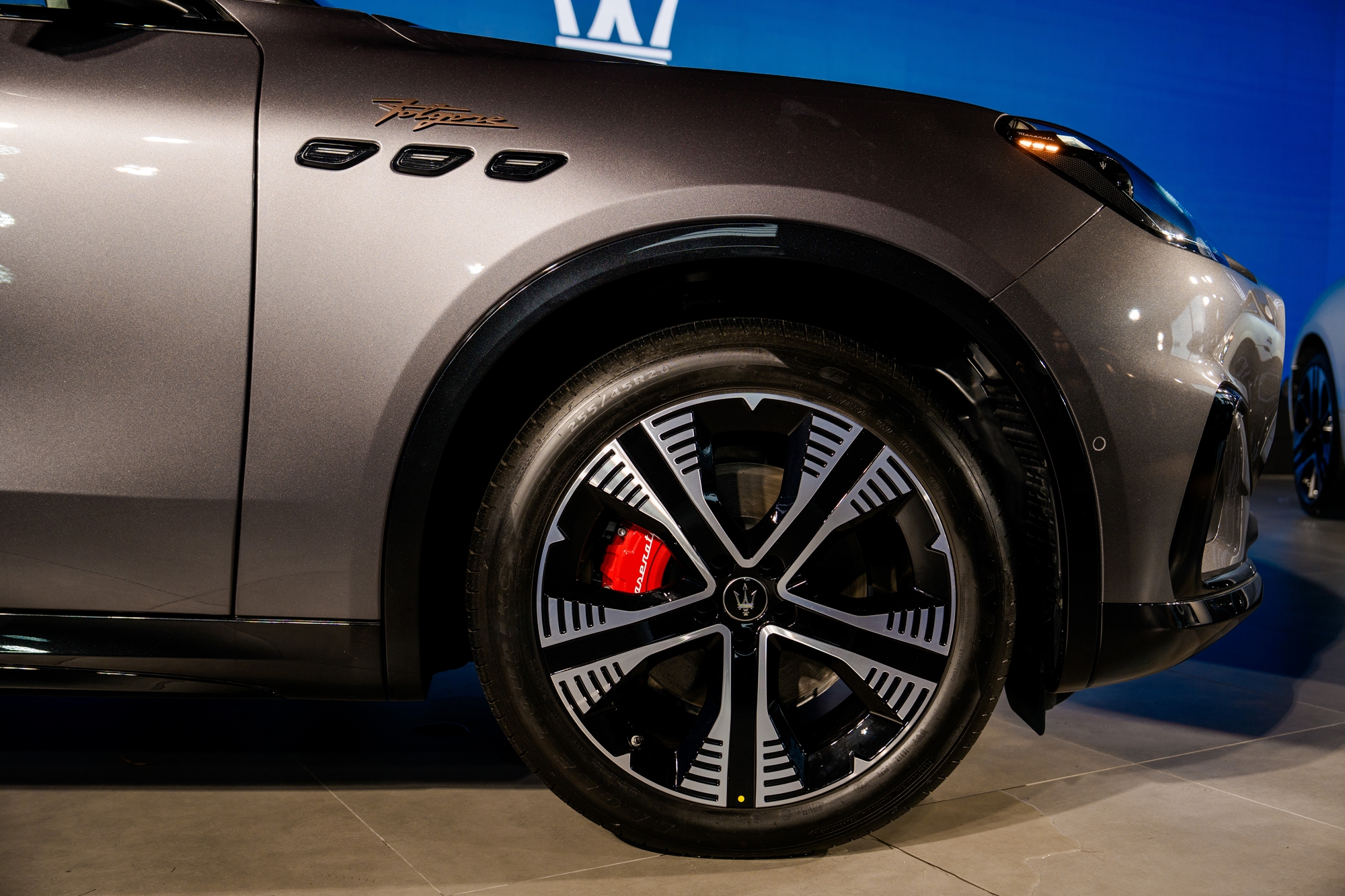 Maserati Grecale, GranCabrio điện ra mắt Việt Nam: Giá từ 5,5 tỉ đồng, mạnh ngang siêu xe 3 Maserati - Ảnh 9.