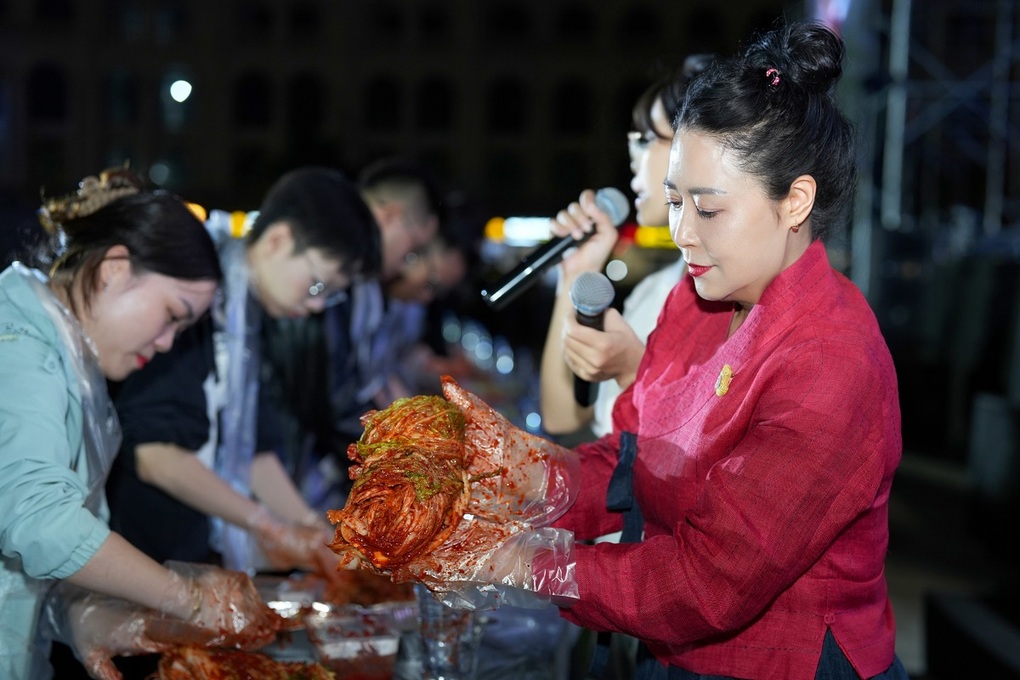 Lễ hội ẩm thực Hàn Quốc K-Food Fair thu hút hàng trăm nghìn lượt khách tham gia - 3