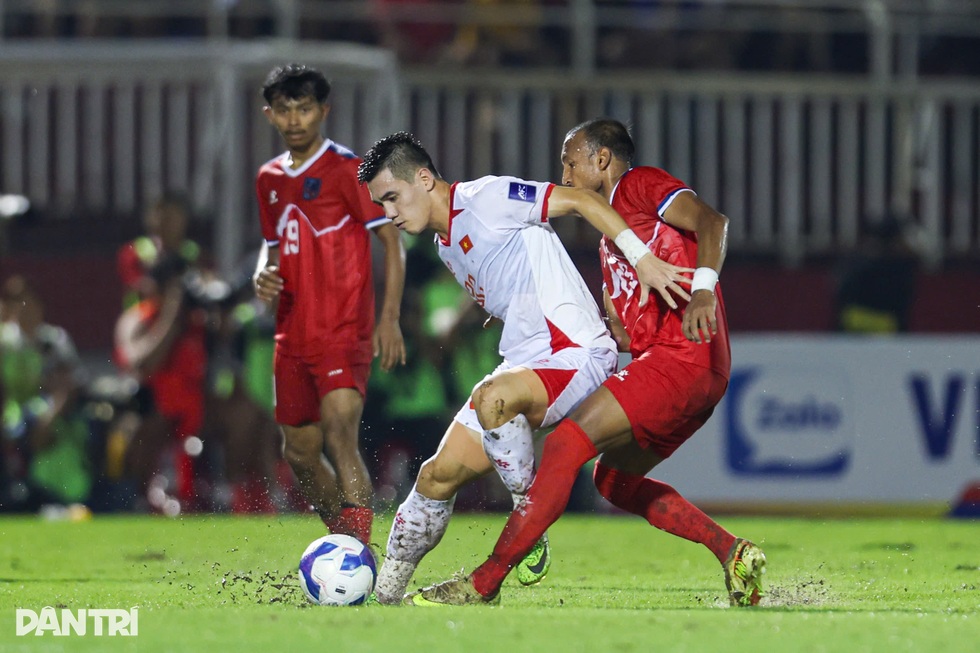 Cựu Phó Chủ tịch AFF: “Tuyển Việt Nam xứng đáng dự Asian Cup hơn Malaysia” - 5