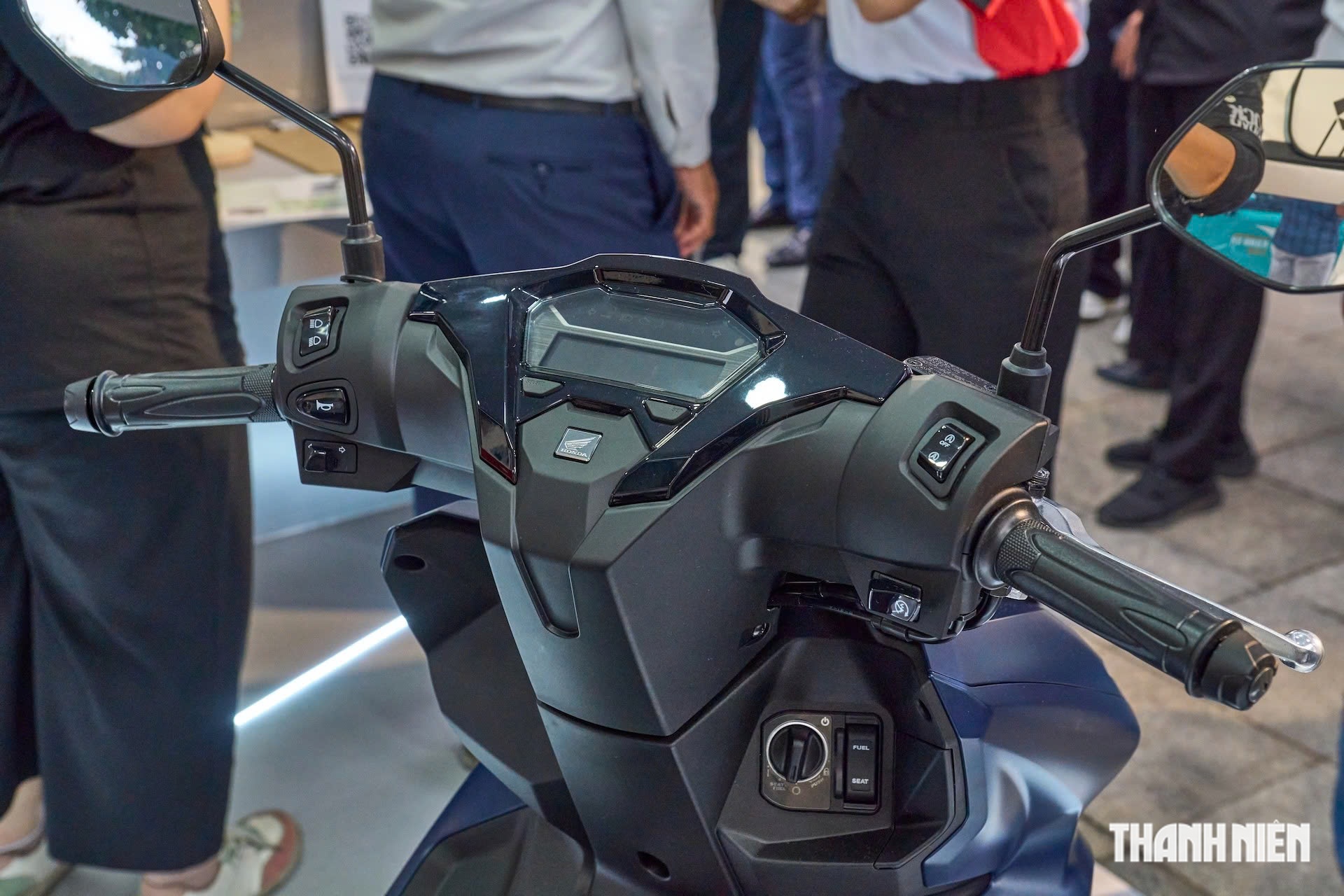 Honda SH và Air Blade mới bán tại Việt Nam, khởi điểm từ 42 và 78 triệu - Ảnh 5.