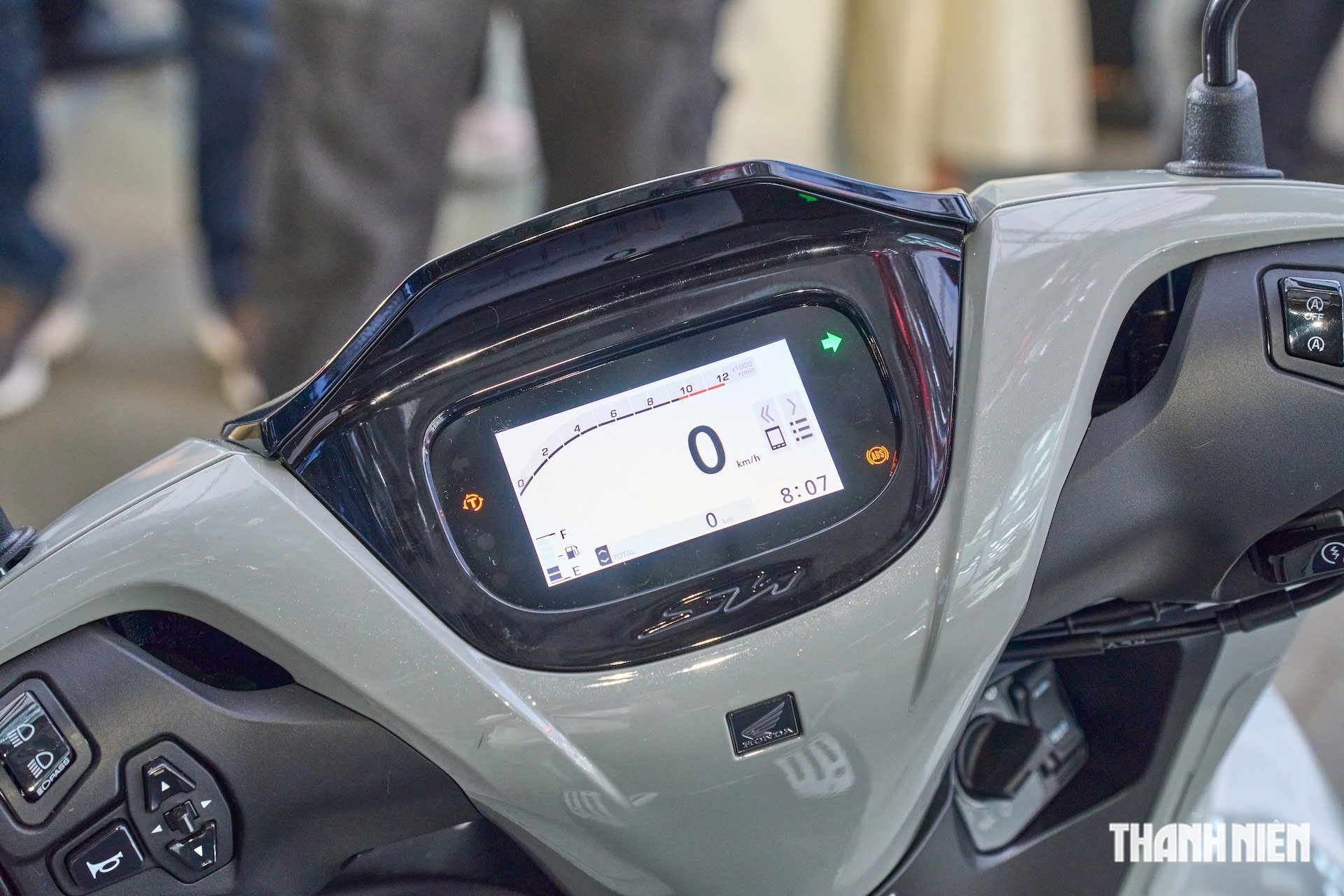 Honda SH và Air Blade mới bán tại Việt Nam, khởi điểm từ 42 và 78 triệu - Ảnh 12.