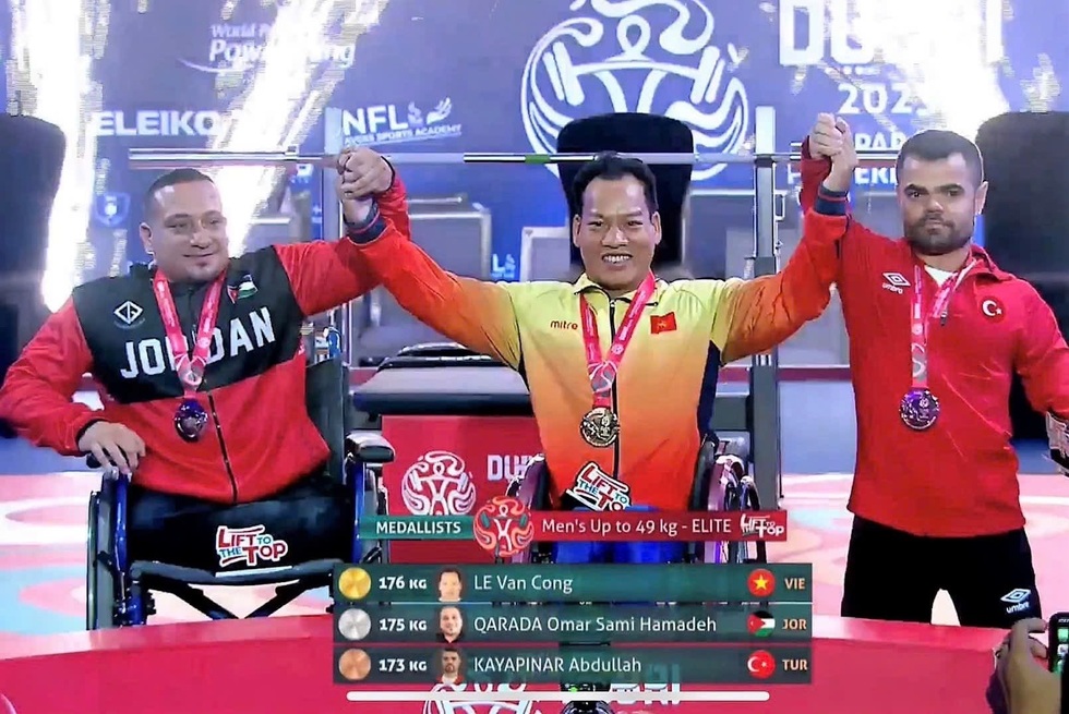 Lực sĩ Lê Văn Công: “Tự hào được đóng góp cho sự phát triển của đất nước - 2