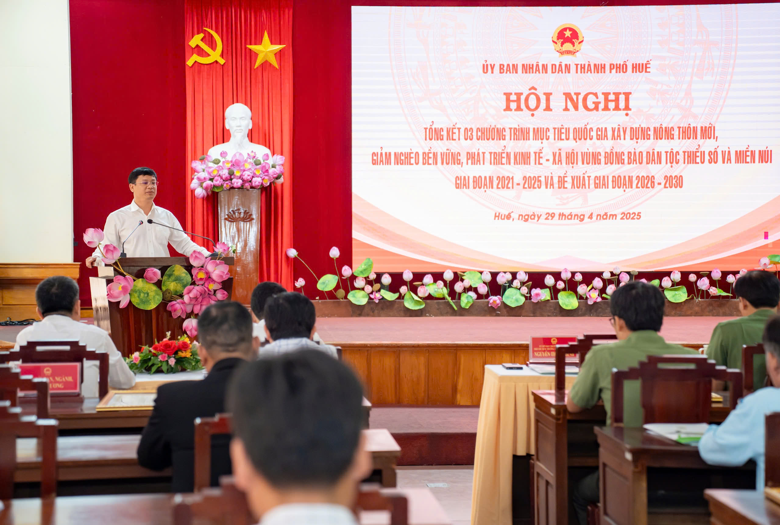 Thành phố Huế: Dấu ấn giảm nghèo bền vững từ sự lãnh đạo của Đảng và hệ thống chính trị - Ảnh 2.