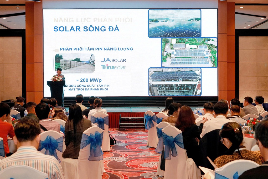 Diễn đàn “Chủ động năng lượng”: Giới thiệu giải pháp điện mặt trời thông minh - 3