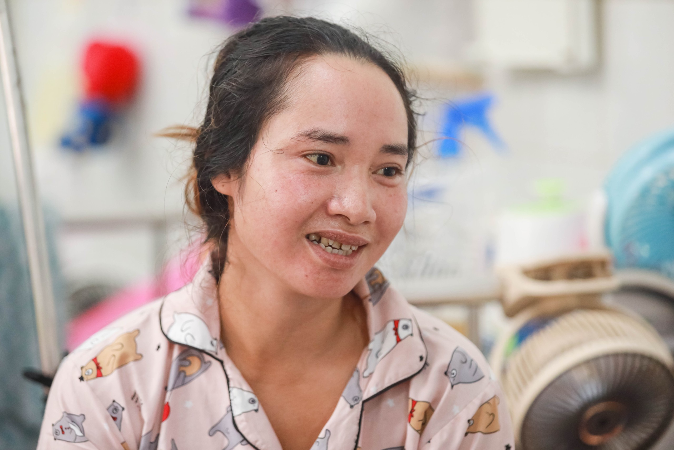 Con muốn sống: Bé trai ung thư 'xin mẹ sinh em khác để con được chết'- Ảnh 2.