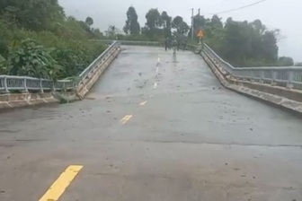 Công bố tình huống khẩn cấp sự cố cầu bị nghiêng trên đường Hồ Chí Minh