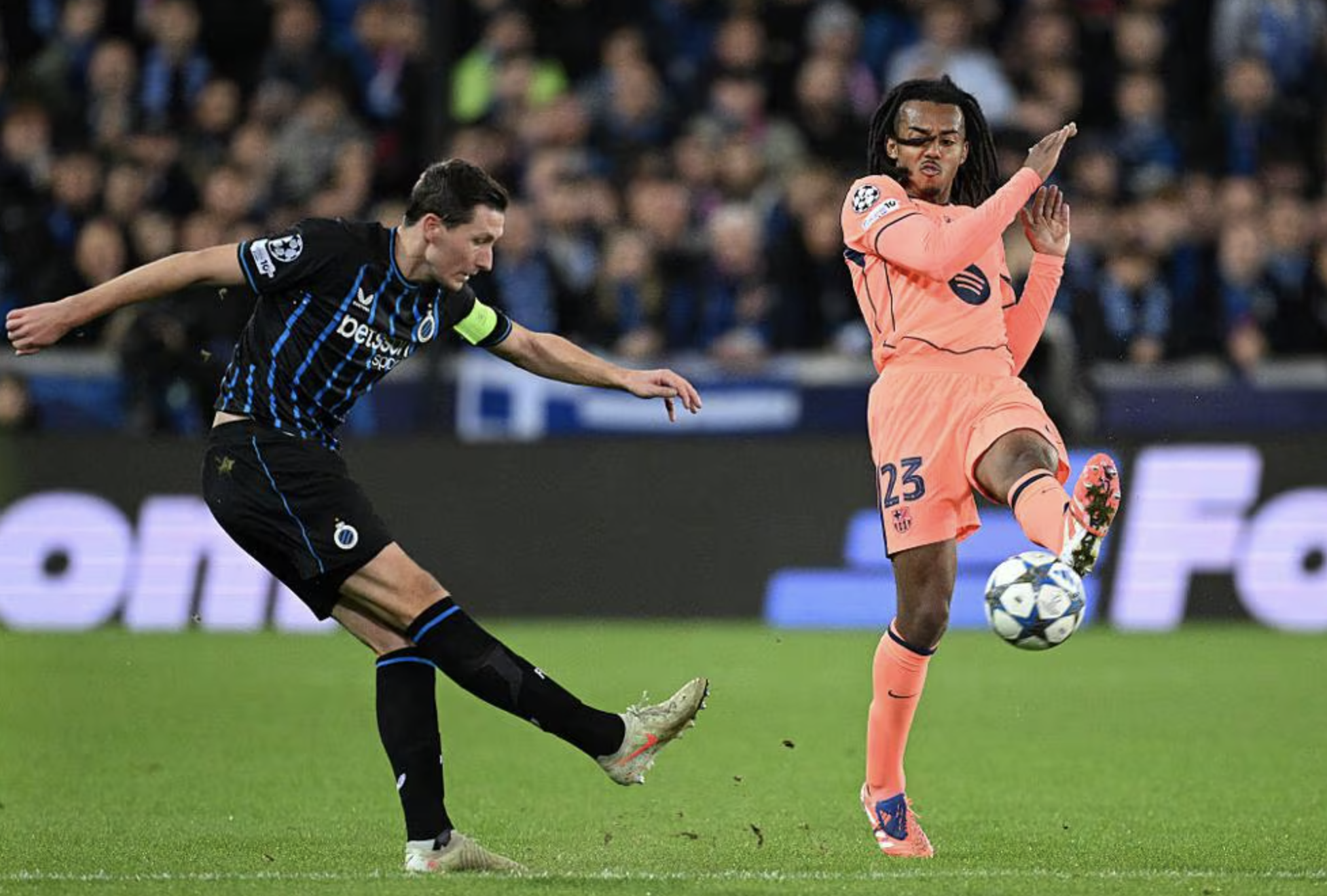Champions League: Barcelona hòa thót tim, VAR tước chiến thắng Club Brugge - Ảnh 7.