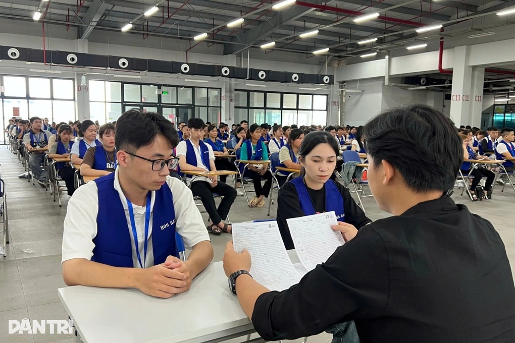 Doanh nghiệp muốn tuyển 120.000 lao động, lương lên đến 15 triệu đồng/tháng - 2